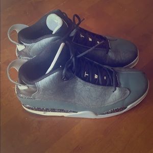 Jordan Dub zero “classic charcoal” size 11.5